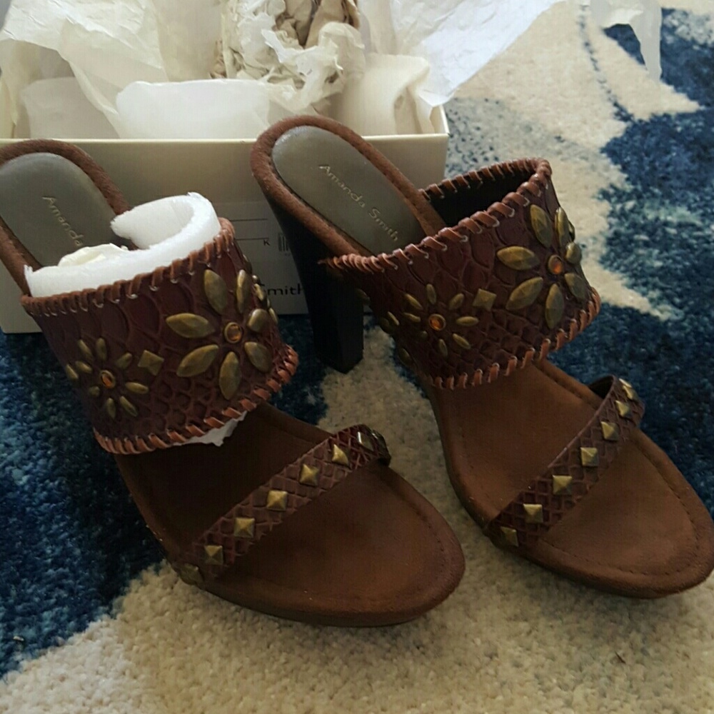 Womens Shoes
